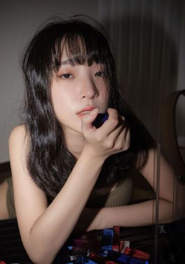 初中学生张婉莹用笔自愈大全_HD全集免费观看