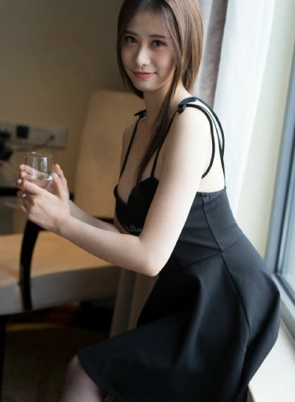 另类小说视频在线一区_720免费在线播放